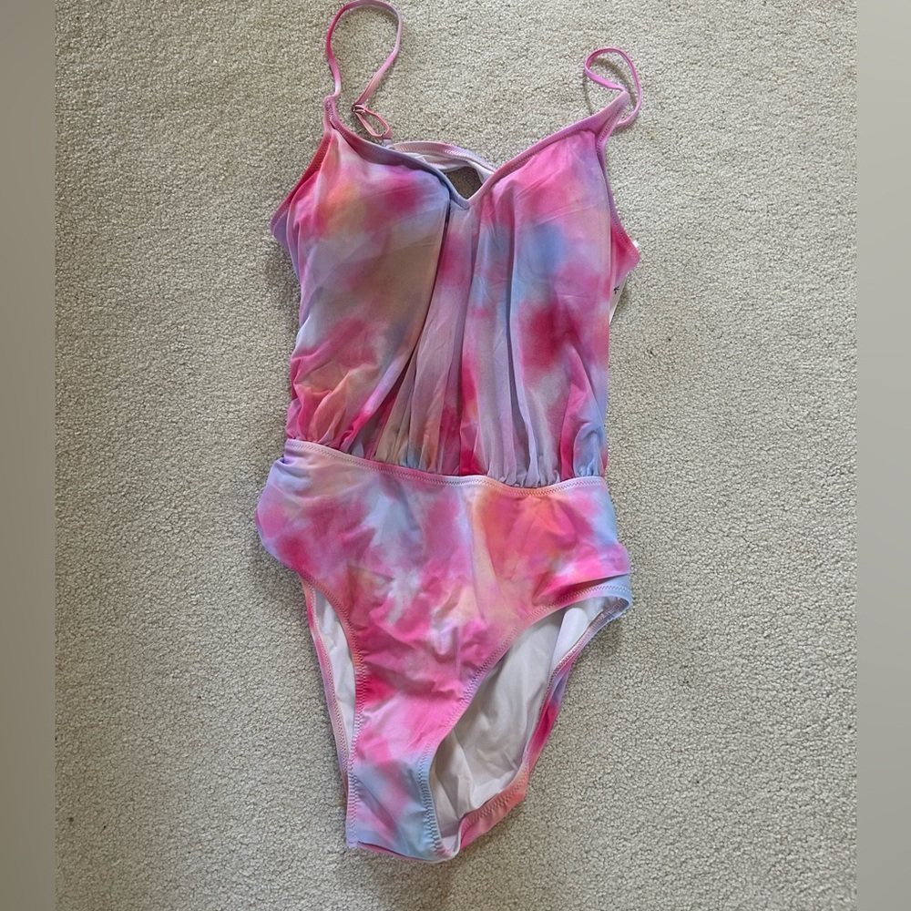 Beachsissi cute swimsuit. Brand new tags still on!